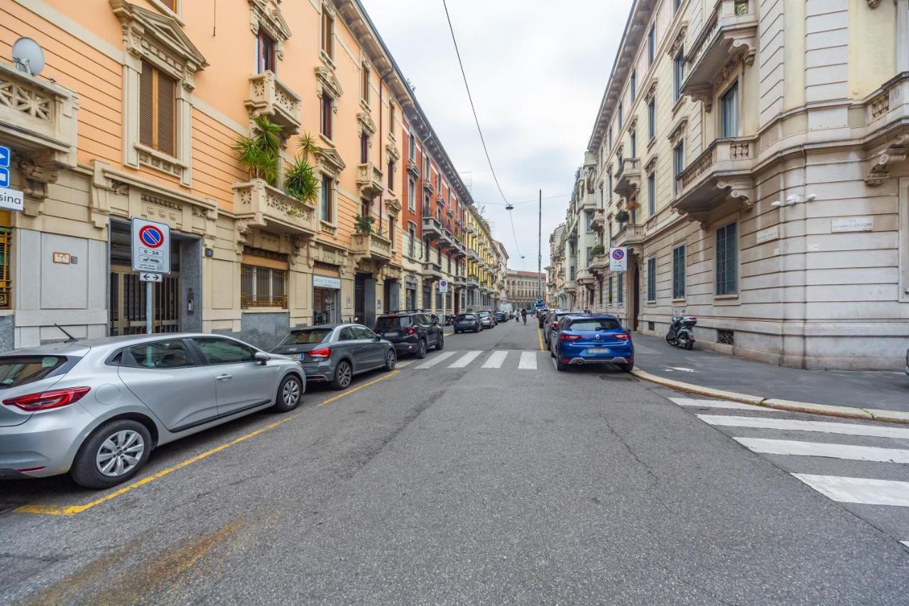 Cozy Apt - Corso Vercelli & Conciliazione M1 Milán Exterior foto
